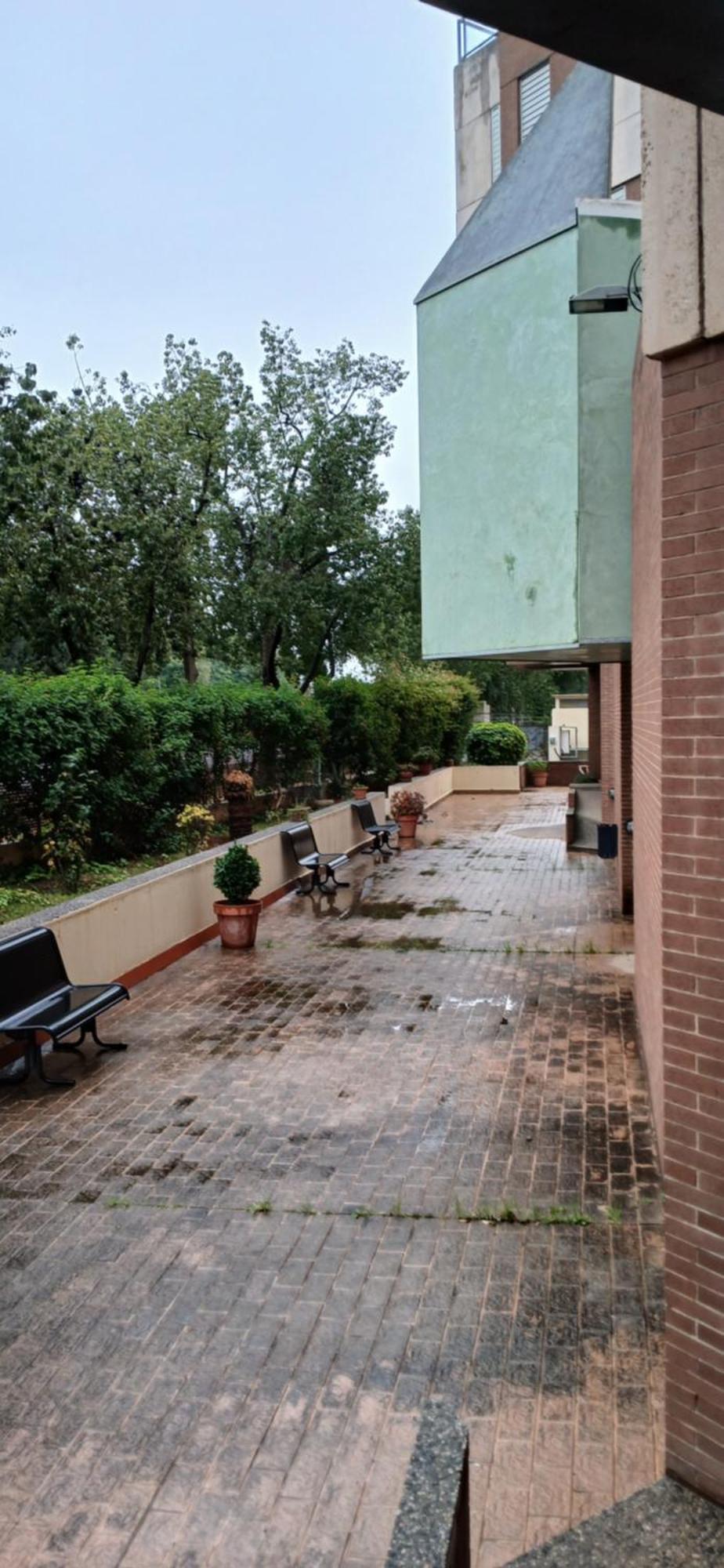 Larru Los Bermejales Residencia Universitaria Sevilla Exterior foto
